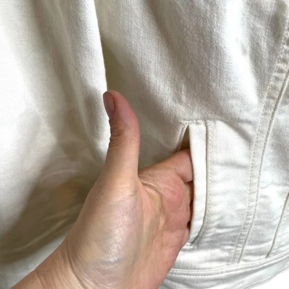 White Jean Jacket 🤍 - Picture 4 of 7
